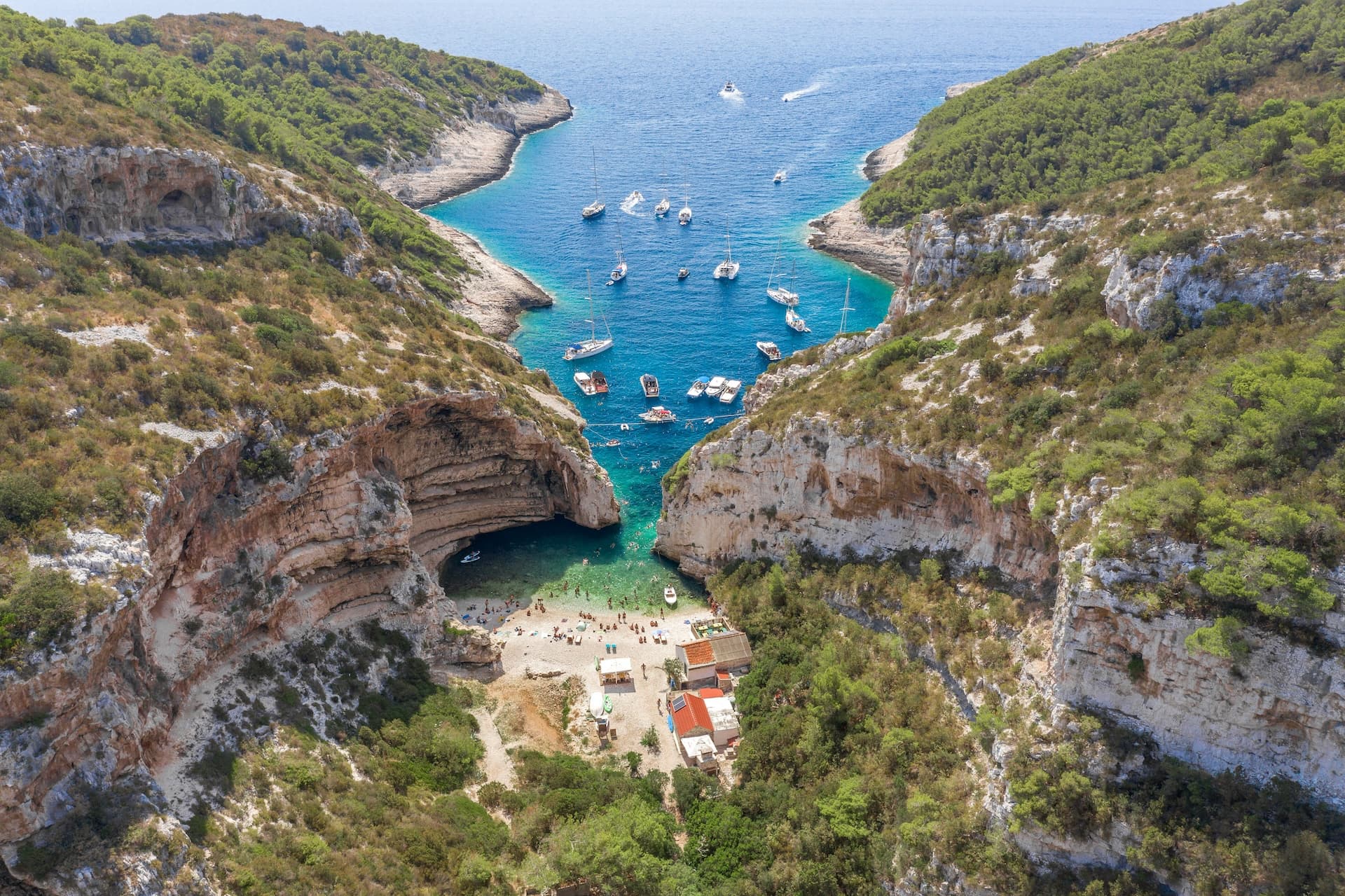 G-vis-komisa-bay-island