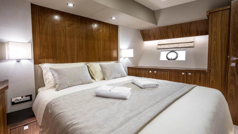 VIP Cabin (x 1) image 1
