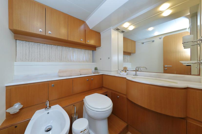 Master Suite (x 1)  image 2