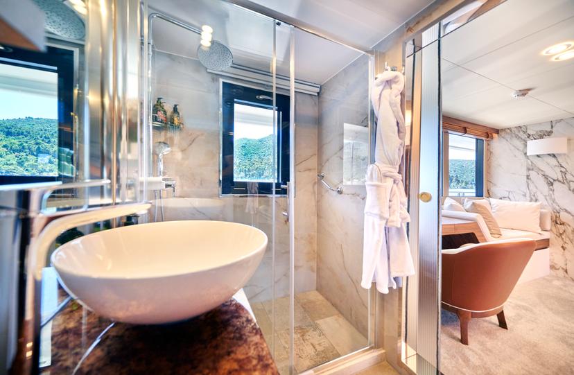 Twin Stateroom (x 2)  image 3