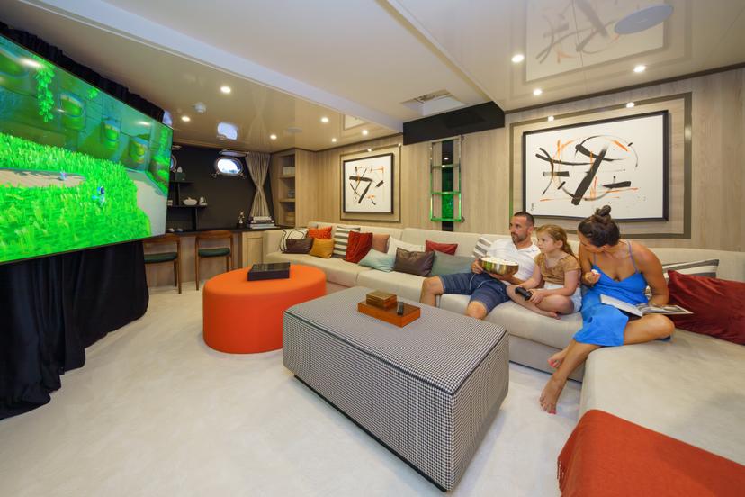 Amenities & Features image 1